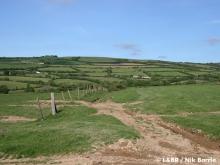 Trackbed near Holwell Castle
